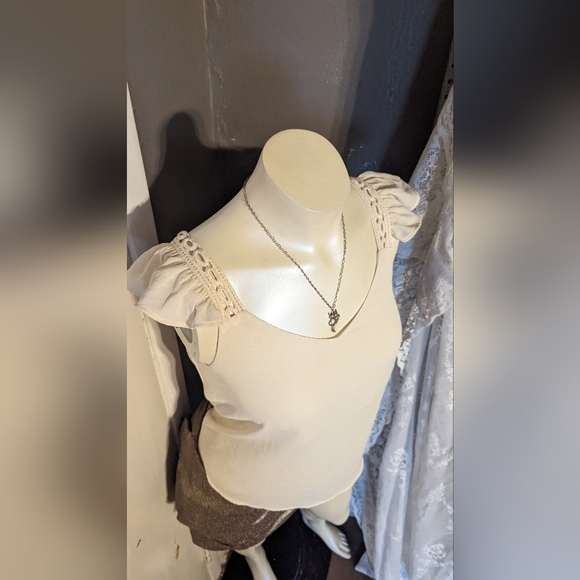 Sweet wonder small v back frilled tank v neck cream boho hippie top sexy spring - Picture 3 of 9